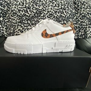 Womens AF1 Pixel Se - Leopard Sneakers